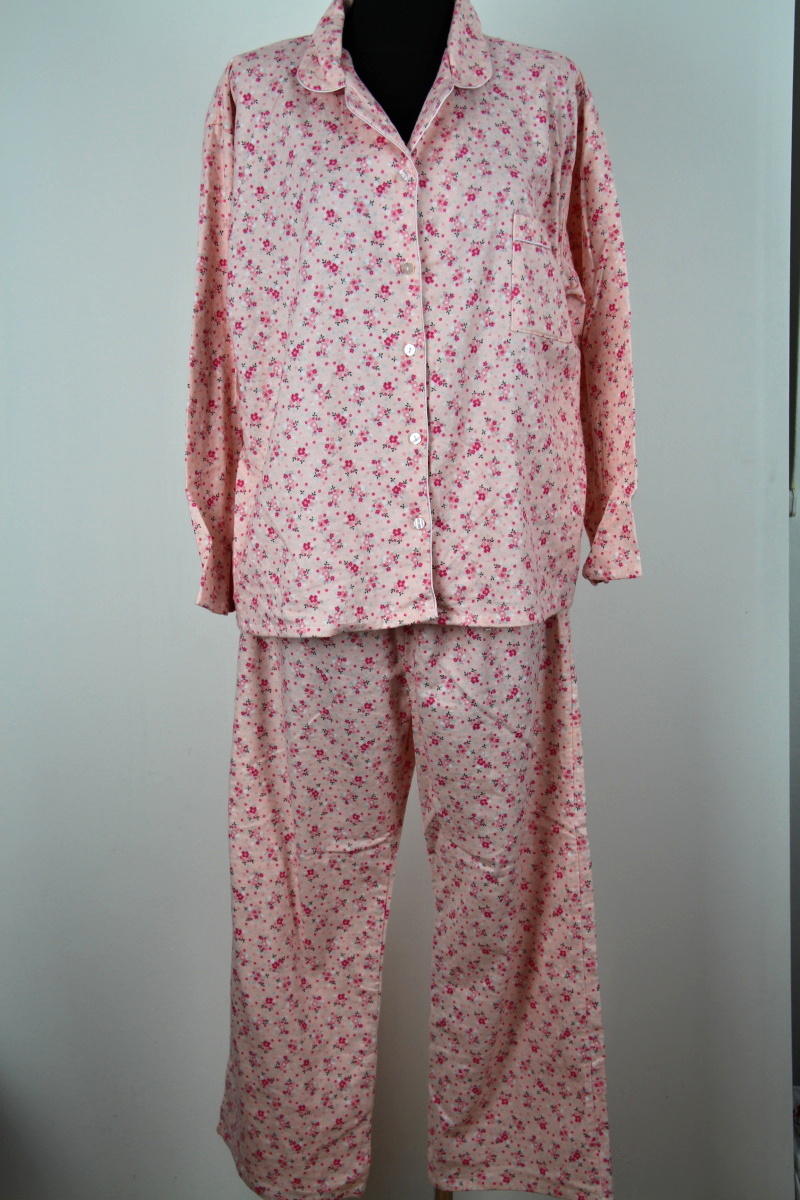 Růžové pyžamo