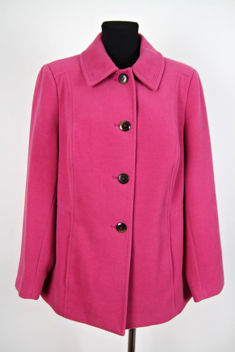 Růžový kabát, Marks a Spencer