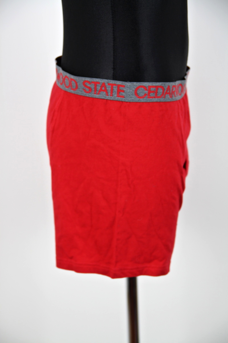 Červené boxerky, Cedar Wood State