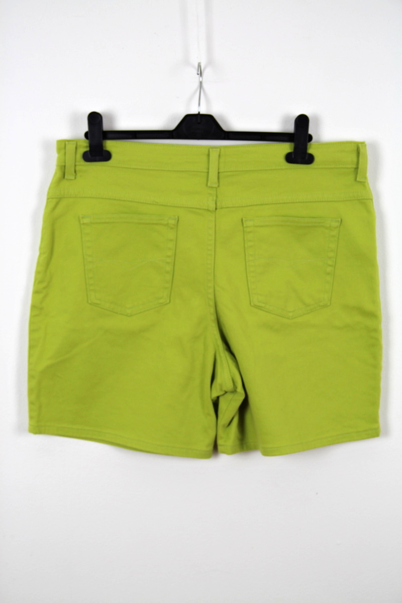 Zelené šortky