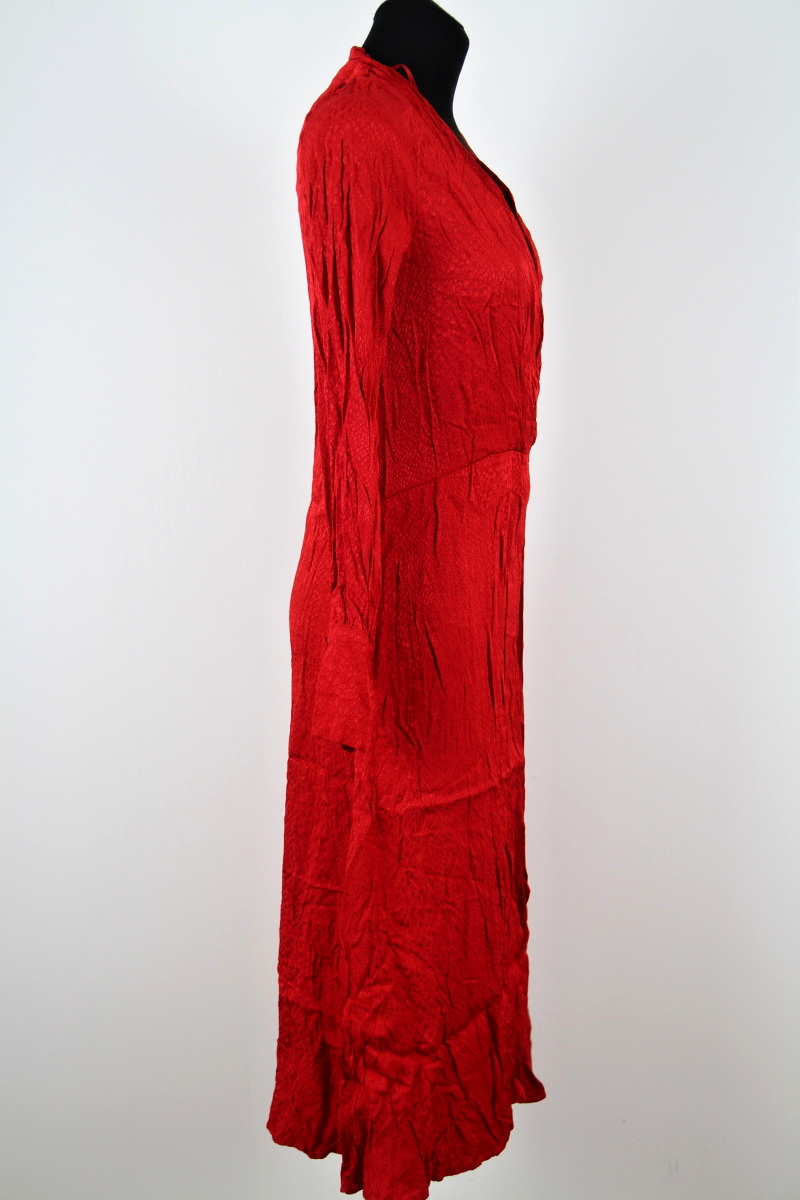 Červené šaty, H&M