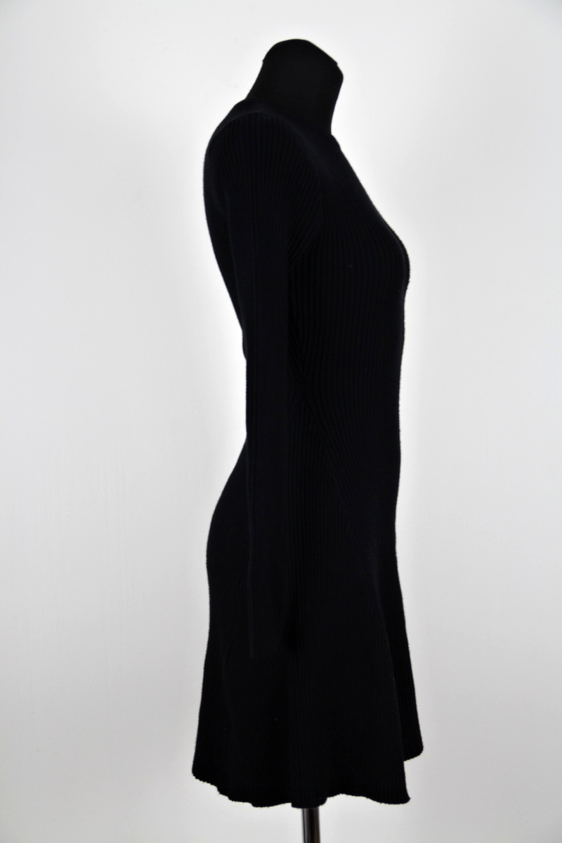 Černé šaty, Primark