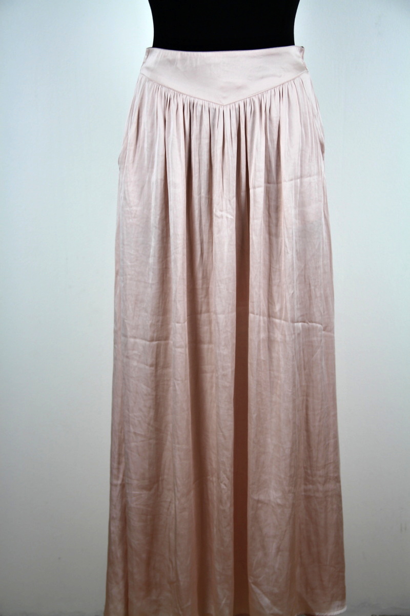 Růžová sukně, Orsay