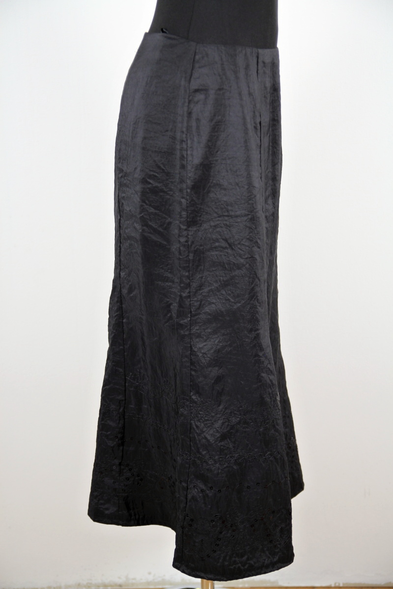 Černá sukně, Fabrizio A.
