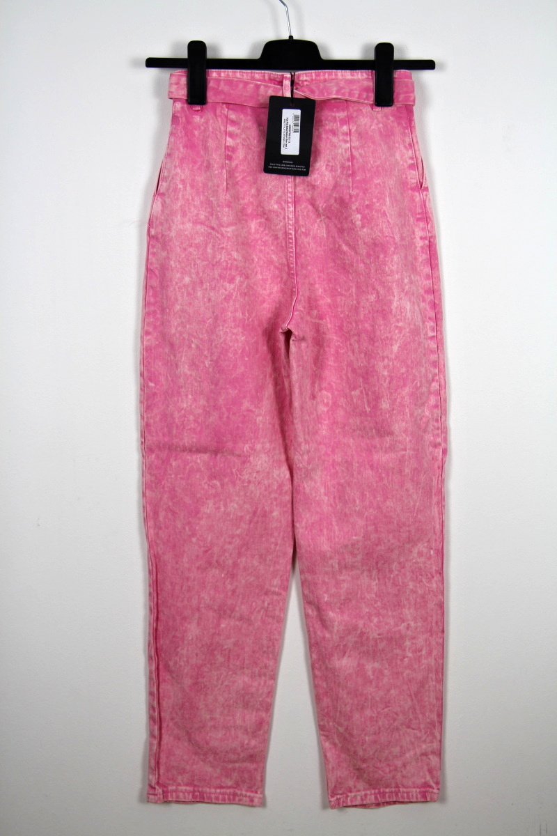 Růžové kalhoty
