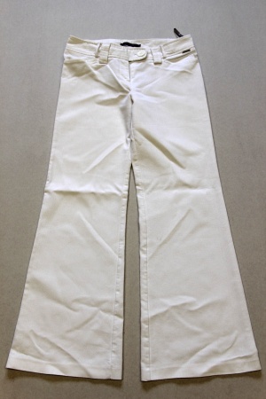Bílé kalhoty