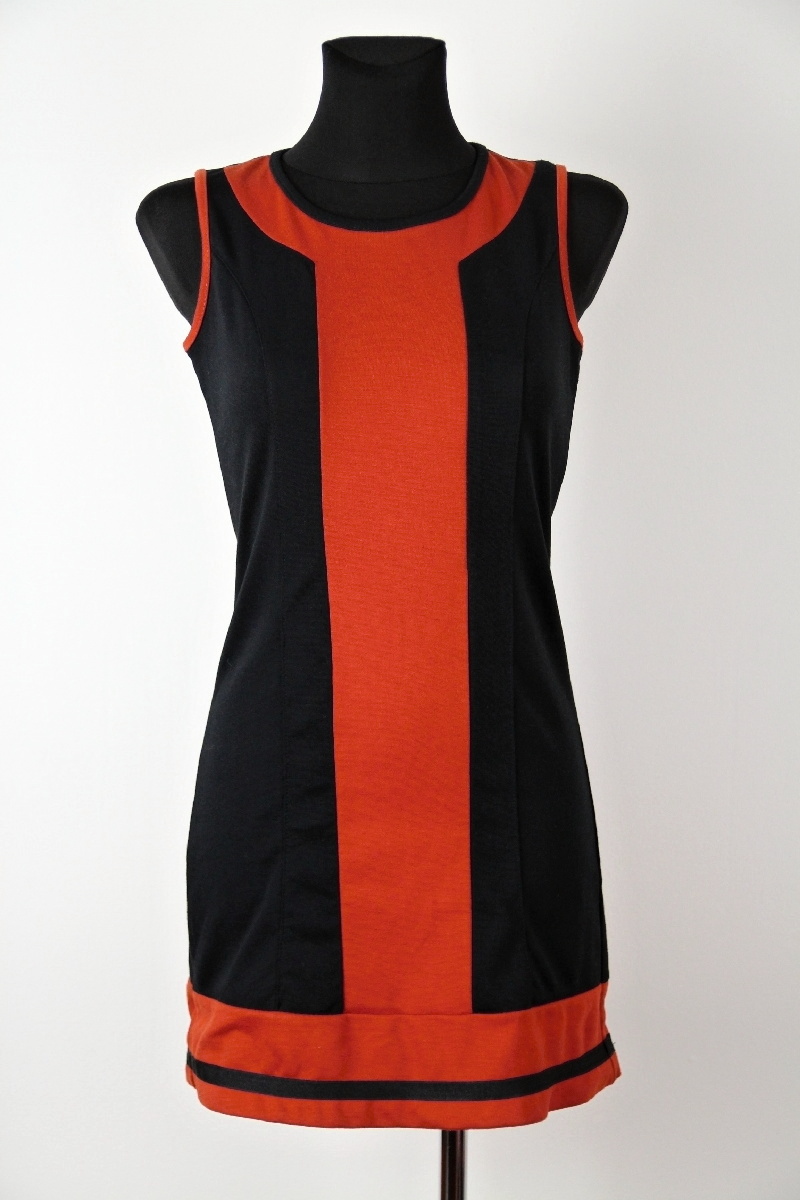 Černorezavé šaty  Chilli 
