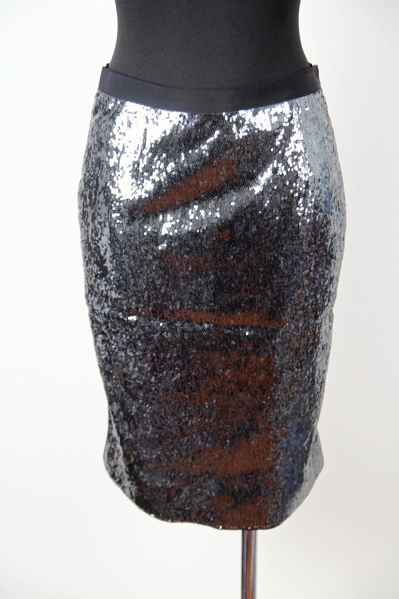 Černá sukně  Moschino 
