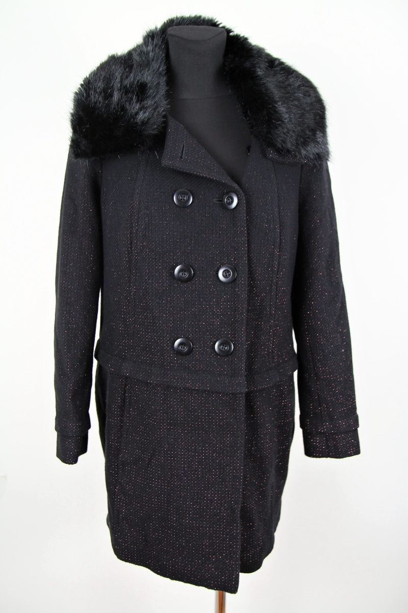 Černý kabát  Per Una 