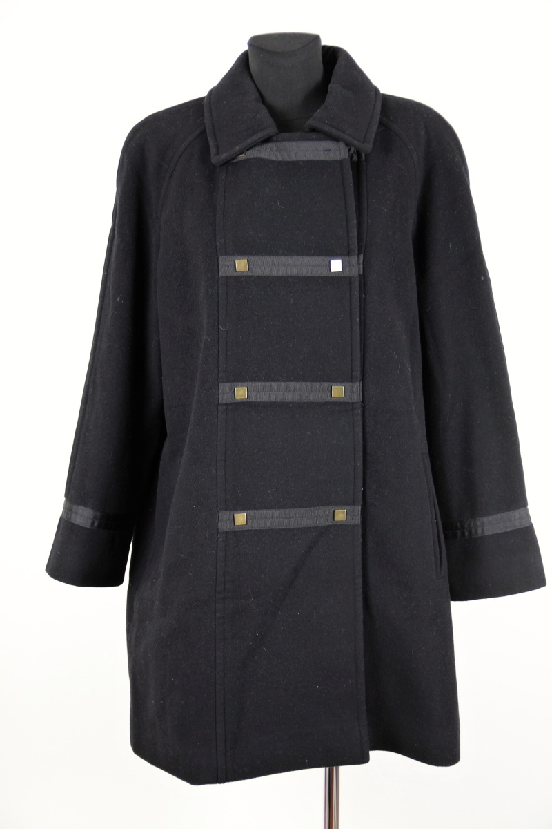 Černý kabát  Jacques Vert 