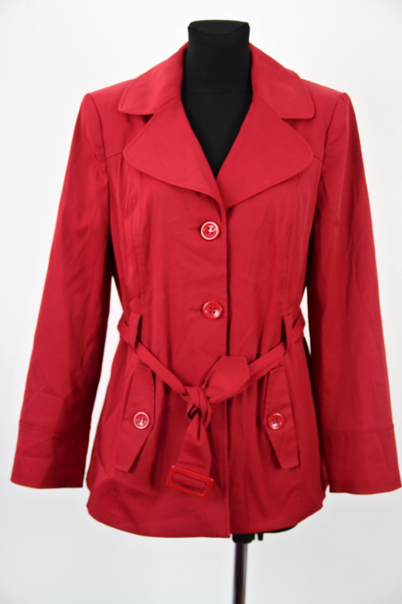 Červený kabátek  BHS 
