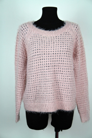 Růžový svetr