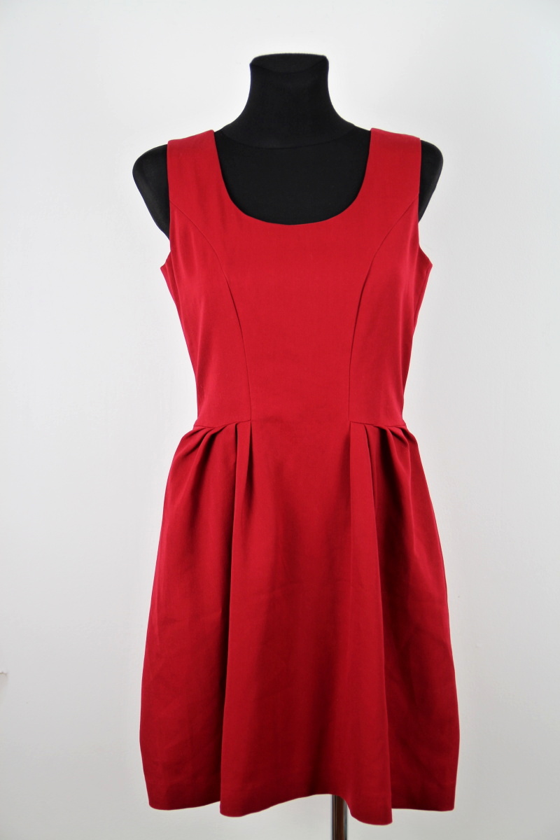 Červené šaty 