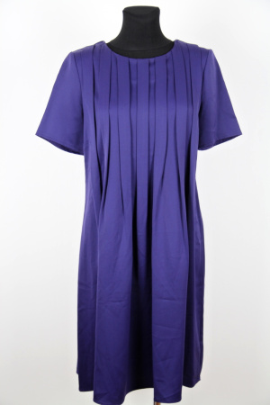 Fialové šaty